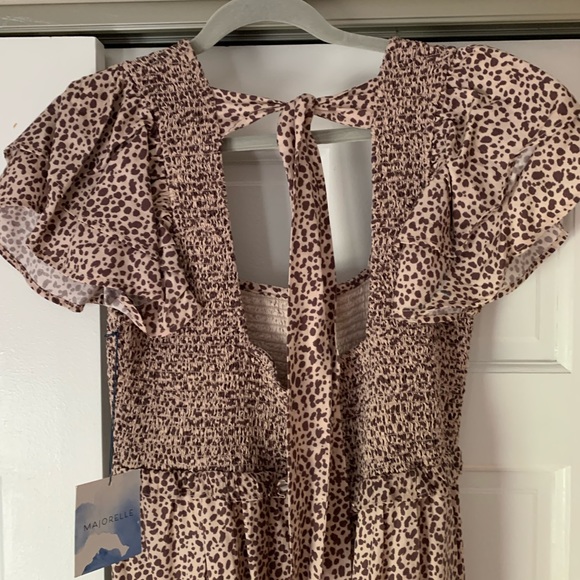 🎉 Host Pick✨ SOLDOUT BESTSELLER Revolve x Marjorelle “Jade” Dress Sahara Leo XL - Picture 6 of 9